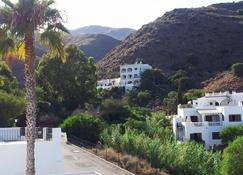 Nice apartment with sea and mountain views. - Mojacar - Building