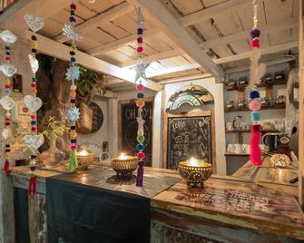 The Bodhi Tree Hostel - Karimunjawa - Restaurante