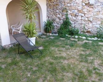 Gite de la Place - La Palud-sur-Verdon - Patio