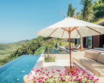 Tampah Hills - Kuta - Bể bơi