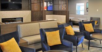 Residence Inn by Marriott Carlsbad - Carlsbad - Sala de estar