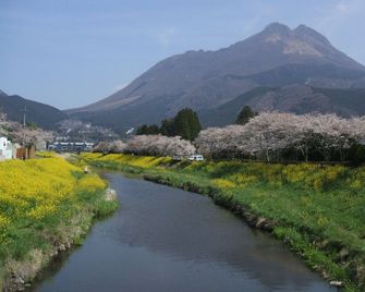 Yufuin Yamaboushi - Yufu - Außenansicht