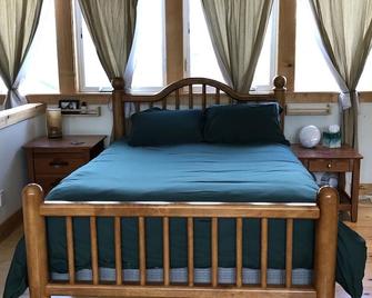 Sweet little house in quiet Neighborhood - Seattle - Schlafzimmer