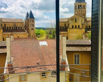 Hotel de la Basilique - Paray-le-Monial - Balcón