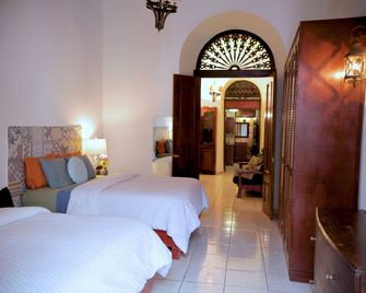 Fortaleza Suites - San Juan