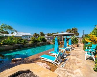 Rockport Redfish Cottage - Rockport - Pool