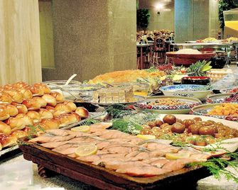 Yonago Universal Hotel - Yonago - Buffet