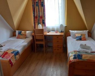 Hotel Karolinger - Düsseldorf - Habitación