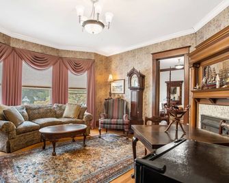 Inn of Saugatuck - Saugatuck - Sala de estar