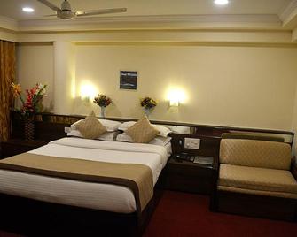 Royal Indu Hotel - Gaur - Habitación