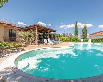 Pet Friendly Apartment - Giano dell'Umbria - Piscina