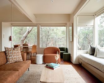 Contemporary Eco-Friendly Tree Houses near Grampians National Park in Victoria - Dunkeld - Sala de estar