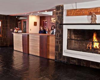 Hotel Panamericana Ancud - Ancud - Front desk
