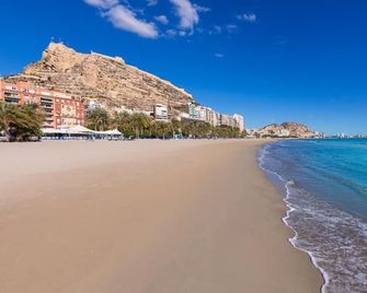 Les Monges Palace Boutique - Alicante - Playa