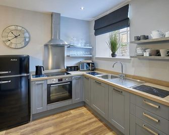Host & Stay - 82 Galgate - Barnard Castle - Kitchen