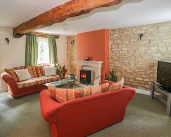 1 Westcroft Cottage - Stonehouse - Living room
