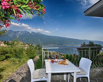 Lina's Home - Theater Home - Tignale - Balkon