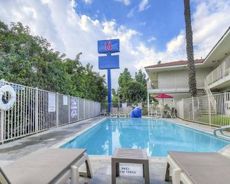Motel 6-Chino, Ca - Los Angeles Area - Chino - Pool
