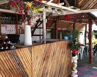 Pirate Galeon Resort - Carcar - Bar