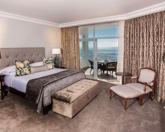 Beverly Hills - Durban - Bedroom