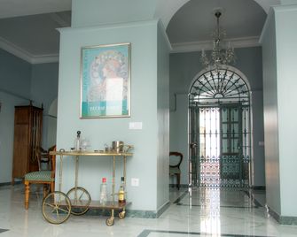 Casa Senorial Con Piscina. Casa Donna Is - Peñaflor
