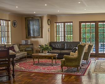 Woodlands Guest House - סומרסט ווסט - סלון