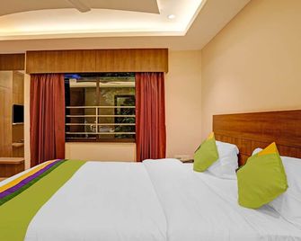 Treebo Indrapuri Hotel & Resort, Siliguri Junction - Siliguri - Bedroom