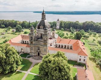 Monte Pacis Hotel in Pazaislis - Kaunas