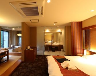 Art & Music Spa Resort Manatei Hakone - Hakone