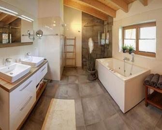 Bergchalet Falkenstein, Inzell - Inzell - Bathroom