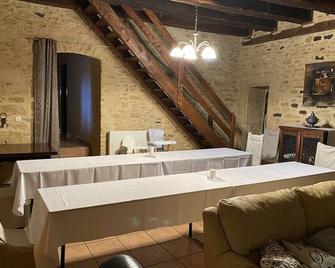 Domaine Des Falaises Charming cottage - Paunat - Habitación