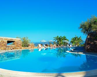 Hotel Agriturismo Santa Margherita - Gioiosa Marea - Pool