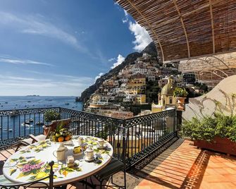 Buca Di Bacco - פוזיטאנו - מרפסת