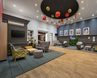 Holiday Inn Norwich - North By IHG - נורוויץ' - לובי
