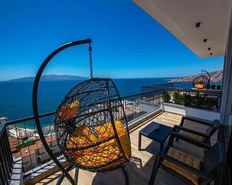 Apart-Hotel Lili2 - Sarandë - Balkón