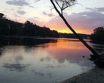 Beach and Bush Getaway - Sussex Inlet - Outdoor view