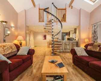 Eller Riggs Cottage - Ulverston - Living room
