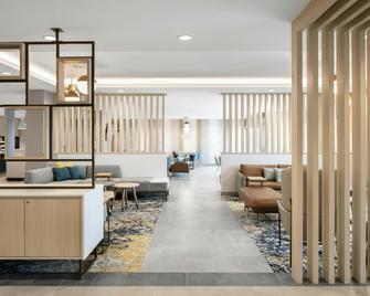 TownePlace Suites by Marriott Oshkosh - Oshkosh - Lounge