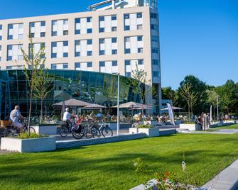 Best Western Plus Hotel Groningen Plaza - Groningen - Gebouw