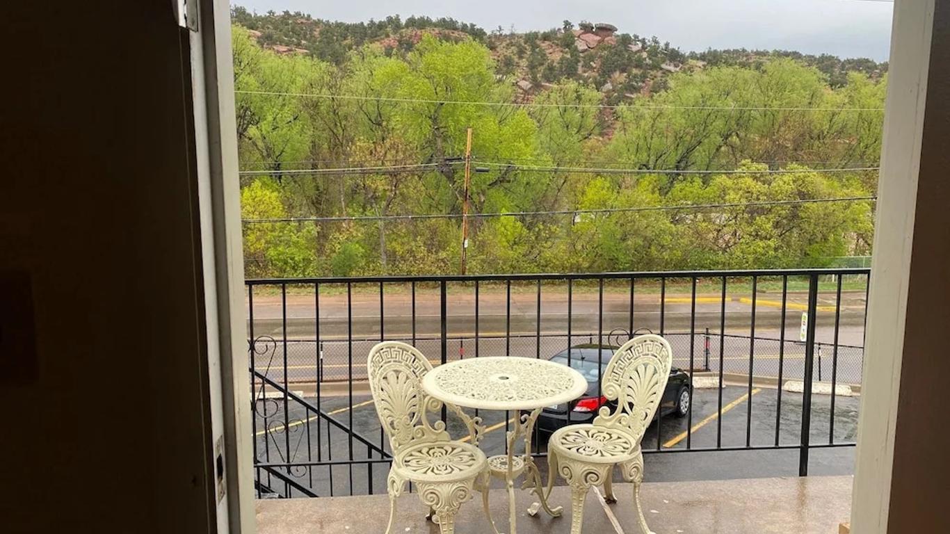 Eagle Motel