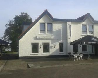 Hotel Restaurant De Lutteweide - De Lutte - Gebouw