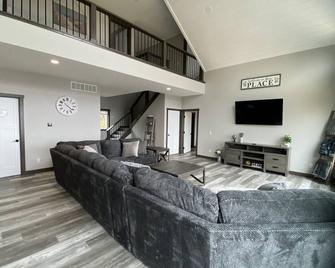 Lakeside Lookout 3 Bedroom - Ontonagon - Sala de estar