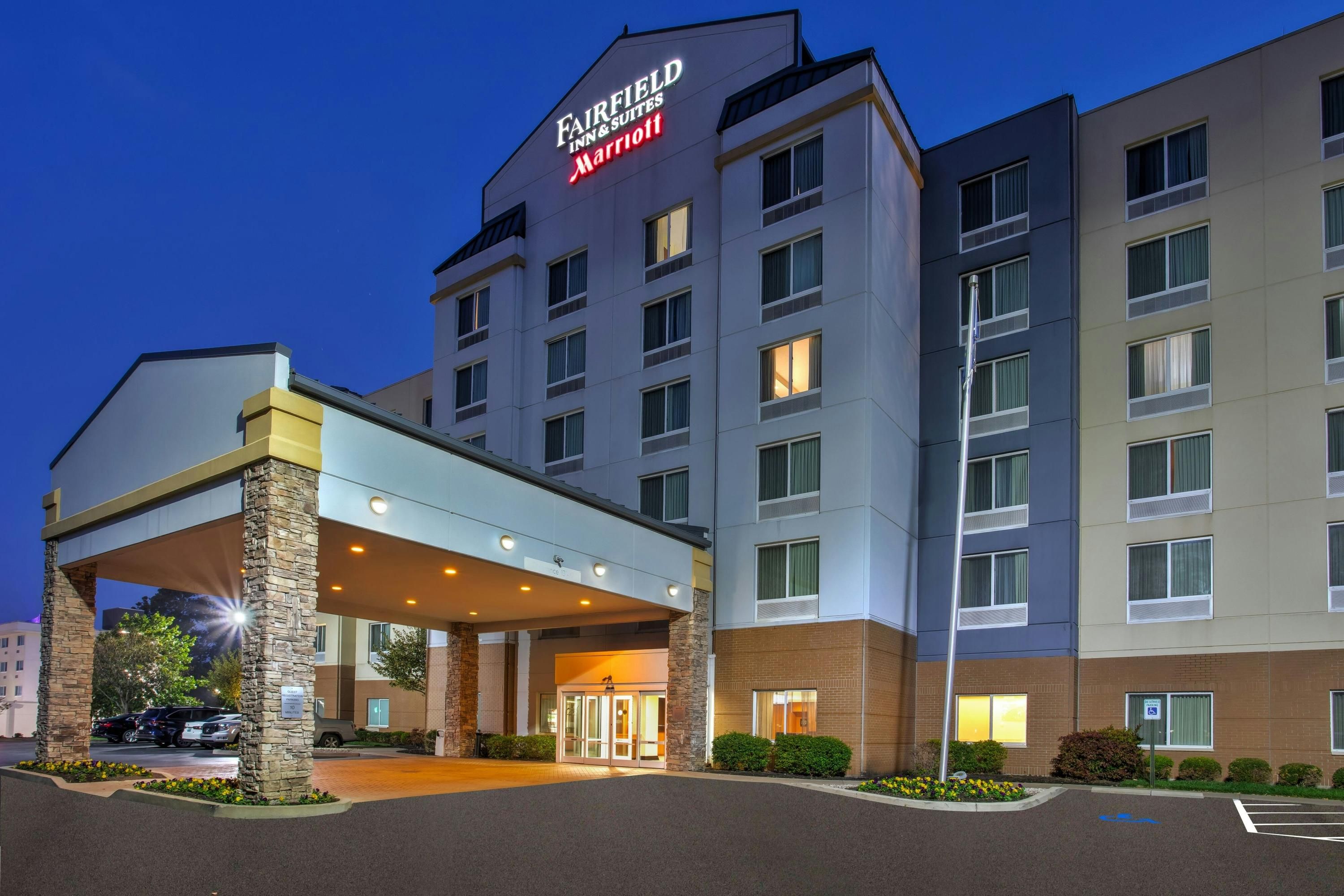 Fairfield Inn & Suites by Marriott Lexington North - לקסינגטון - בניין