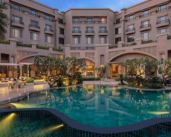 Radisson Blu Plaza Delhi - New Delhi - Pool