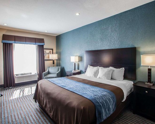 Comfort Inn Lees Summit Hwy 50 Hwy 291 72 1 1 0 Lee S