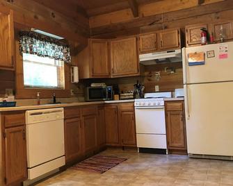 Romantic Hideaway Cabin! - Hico - Cocina