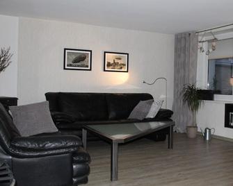 Kleines Zuhause - Magdeburg - Wohnzimmer