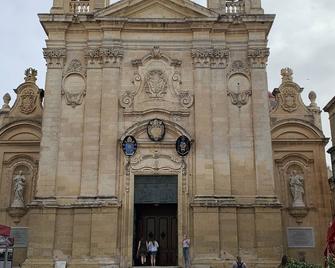 Cosy Haven, 96 Triq il-Karita', Victoria Gozo - Victoria