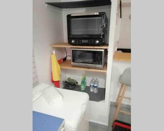 Appartement Complet, Hyper Centre D'auxe - Auxerre - Kamervoorziening