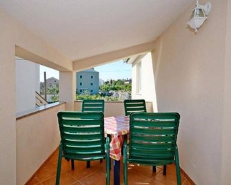 Apartments Ivan - Novalja